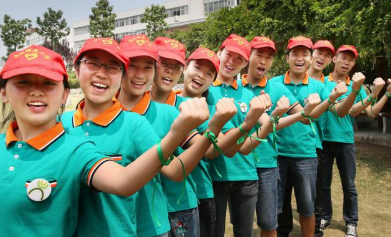 穿衣搭配|往届生的“春天”来了,“铁饭碗”岗位大量招人,满两年可享编制