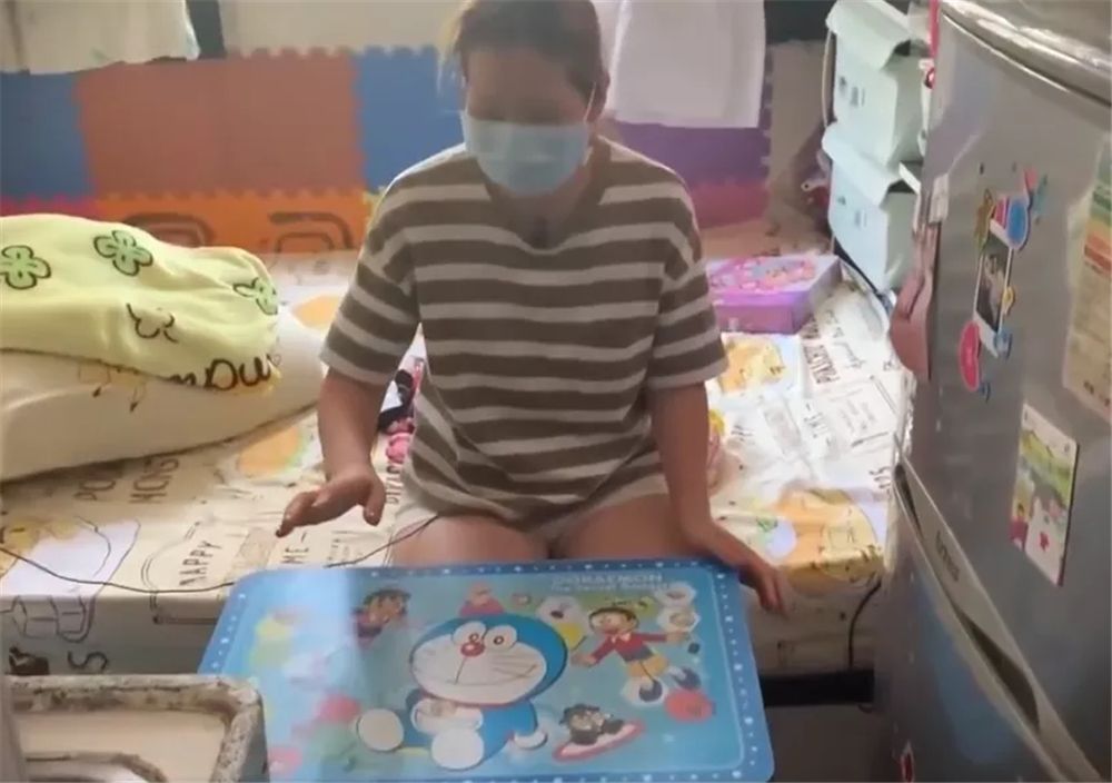 问政烟台|香港母女蜗居6㎡劏房，空间巴掌大洗衣机放床边，网友：太逼仄