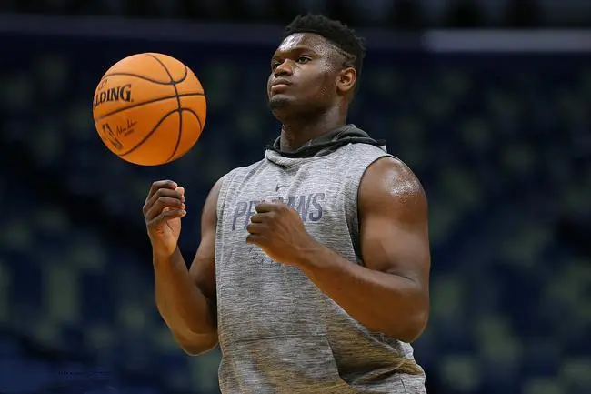 国家赔偿 8人换队！休赛期第一笔交易达成！！