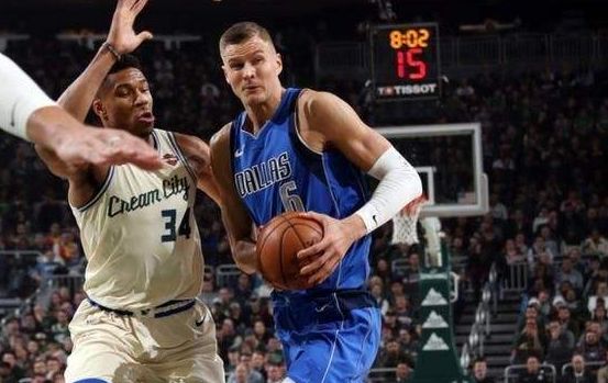 雄鹿队|NBA：独行侠vs雄鹿，两队状态有所改变，本场雄鹿有所发挥