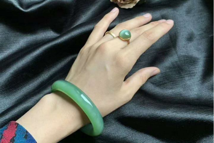 古董|玩玉是为了发财？玉雕大师：为了传承！