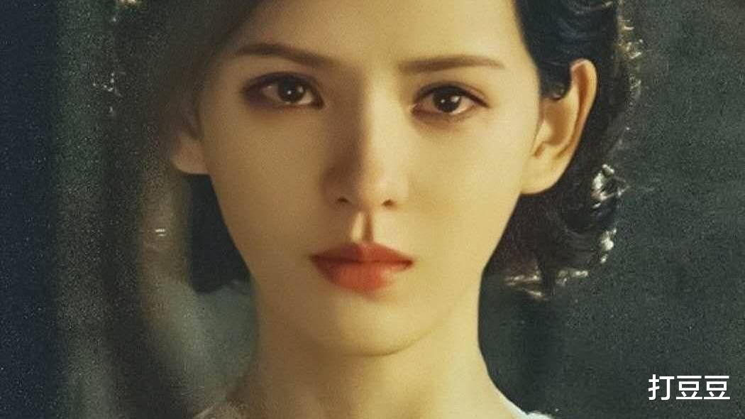 张予曦|被认为是“长着一张很贵的脸”的她，是怎么从“网红”的身份逆袭的？