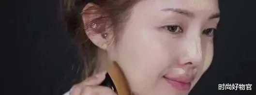 短发|女人再忙也要记住：出门尽量化淡妆，教你正确顺序，效果快又好看