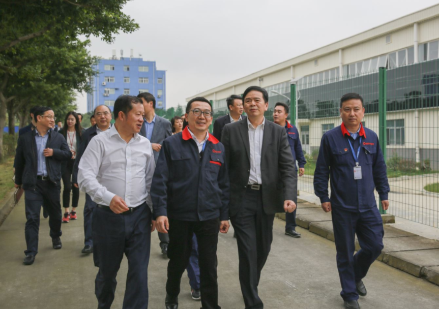 科学家 又出一个“钱学森”，世界顶尖科学家弃美归国，美专家称：亏大了