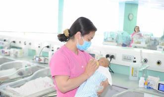 爱世羽记 “接生了一天怎么几乎是男孩？”护士随口一句话，父母却开始犯愁