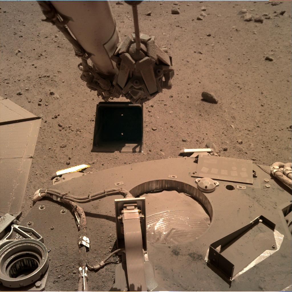 曲靖 仅剩一口气！洞察号探测到火星三场大地震，持续时间达90分钟