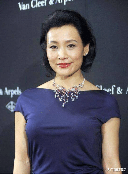 谢霆锋|限籍令出来，很多在华吸金的外籍华人明星们，纷纷开始退出外籍