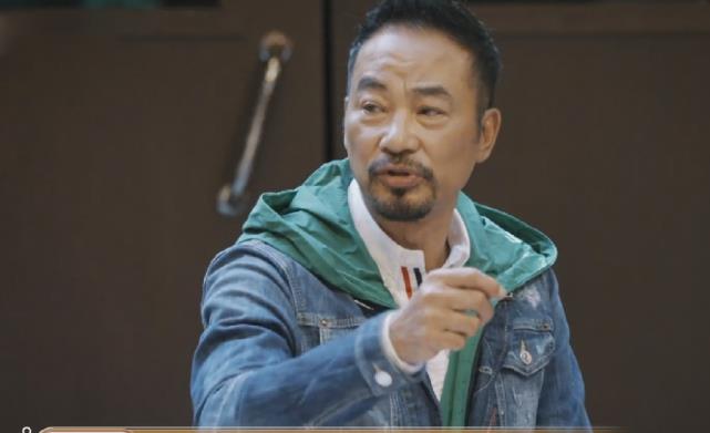 冯提莫|大佬来了,陈小春乖乖就范!刘德华进入《大湾仔的夜》拟邀名单