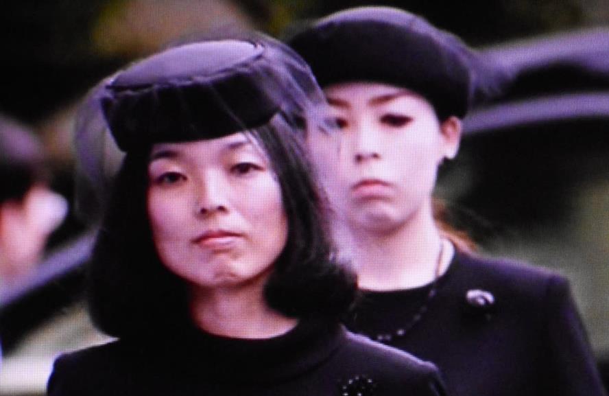 日本皇室“无情姐妹花”：不让亲妈回家，还要报警抓她