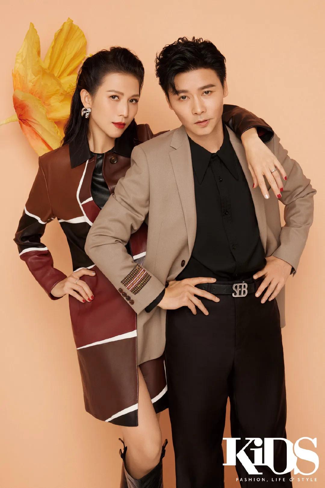 张晋|蔡少芬一家五口出游，张晋把儿子扛肩上展爸爸力，鱼蛋似好奇宝宝