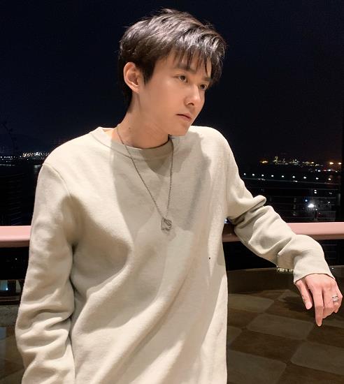 马子佳|《心动4》小孔怕冷去理发店洗头，洗1次25，马董被催着解锁新技能