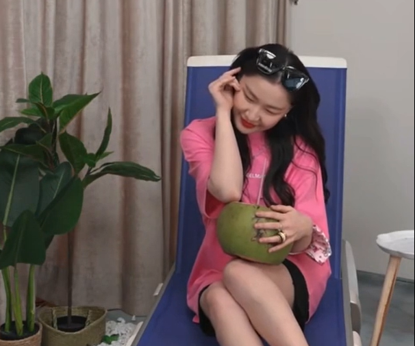 李佳琦|李佳琦高调官宣结婚：这次，他们终于成了？