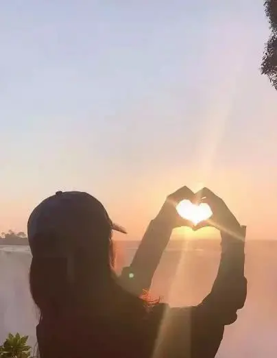 于浩讲故事|他给不了你唯一的爱,你自然会被替代