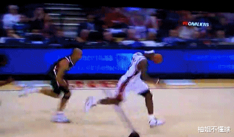 維金斯|小餅干的爆發(fā)！維金斯成了勇士最準的人，一場比賽能有數(shù)種進攻招數(shù)