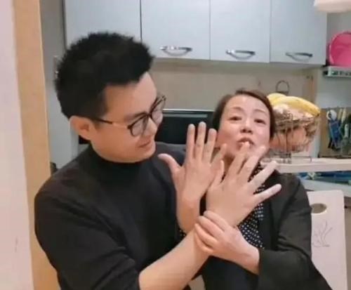 许敏|郭希志照片疑似曝光，气质出众，医院方面表示她已经去国外了