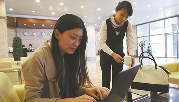 求职|南大一博士找工作被11所大学婉拒，原因很扎心，博士不吃香了吗？
