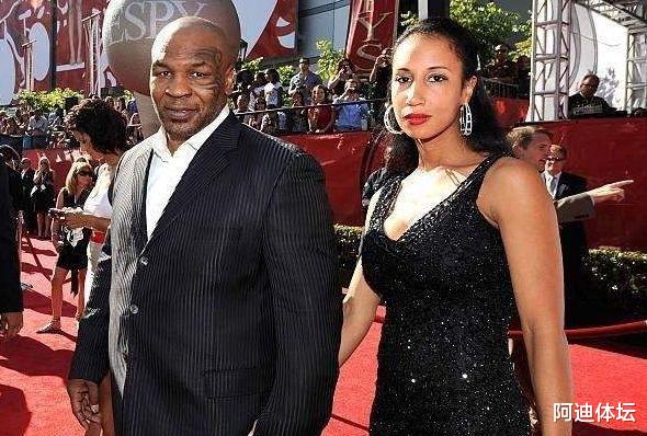 迈克·泰森|泰森究竟有多猛？前妻忍受不了，现任也直言：他好像感觉不到累！