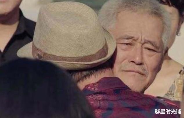 春晚|“万年老二”范伟，离开春晚进阶演艺，当年铁三角他是最大赢家？