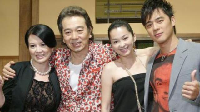 张晨光|张晨光为了能够娶她,连续送了4年玫瑰花,为生子做试管婴儿