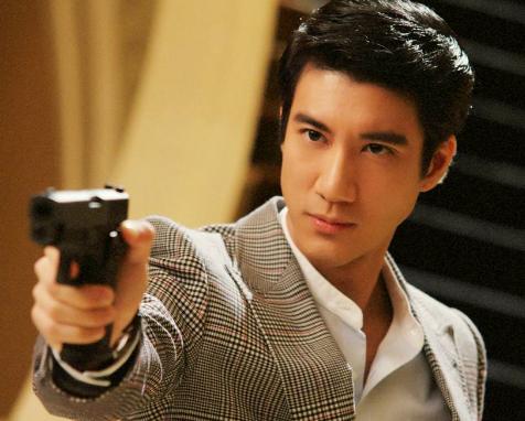 王力宏|都在吃瓜王力宏离婚，老戏骨去世却无人知？知名导演发声痛批