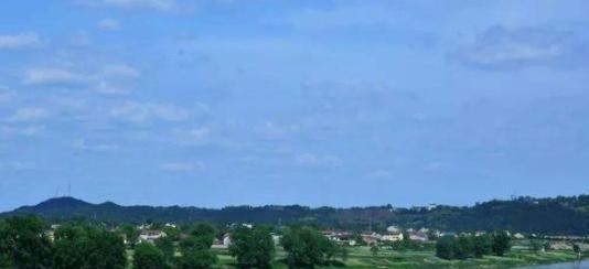 卫健委 资阳一县城天选之子，当地“受宠”县城，又被一高铁“砸中”