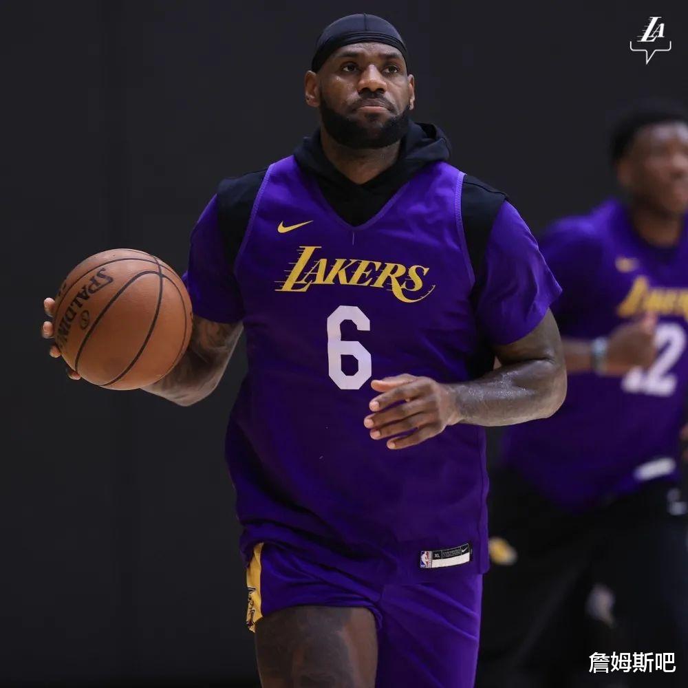 湖人队|湖人三球员同时迎来复出！詹姆斯：为了第18个冠军，加油干吧