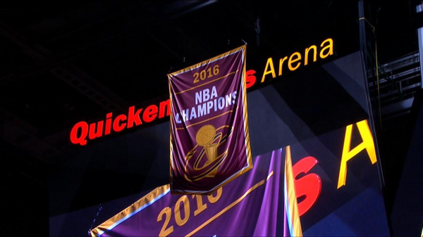 斯蒂芬·庫(kù)里|庫(kù)里都怕他！才30歲啊！他就要說(shuō)再見(jiàn)，詹皇真喜歡他，湖人可惜了