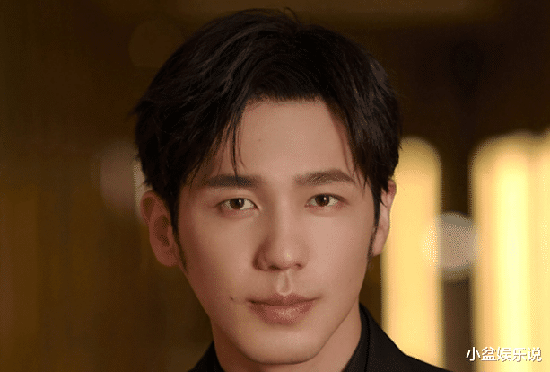 半生缘|他的演技很不错，长相也很好，是很多女生心目当中的白马王子