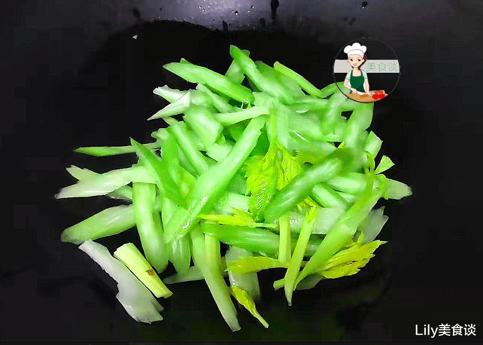 秋燥|秋天，记得多吃这“一白一绿”，改善失眠、解秋燥，提高身体免疫力