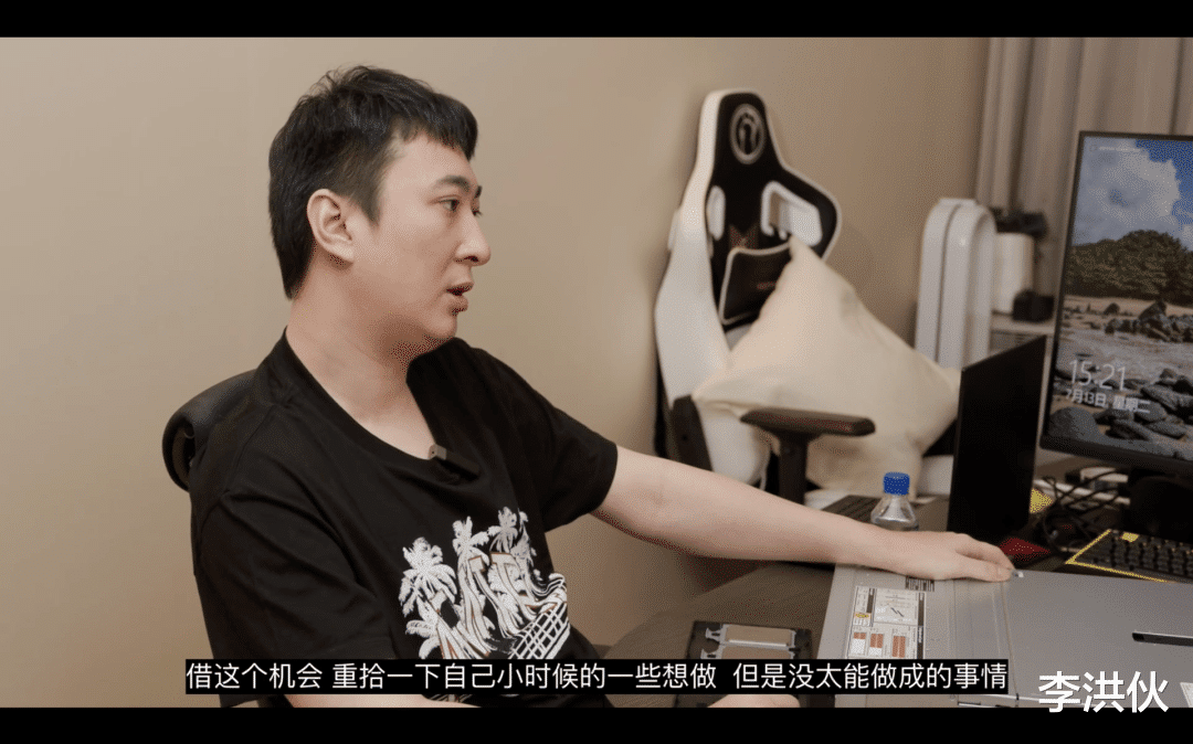 相机|瘦死的骆驼比马大，王思聪花一百万组装电脑，不亚于搞了一个机房