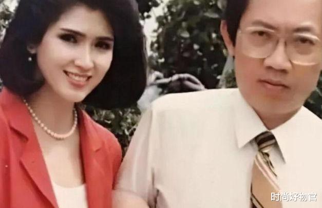 护肤|74岁奶奶与孙子合照意外走红，“冻龄”状态惹人羡，护肤或是关键