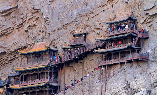 悬空寺|世界上最危险房子，摇摇欲坠却1500年屹立不倒，中国人建造的奇迹