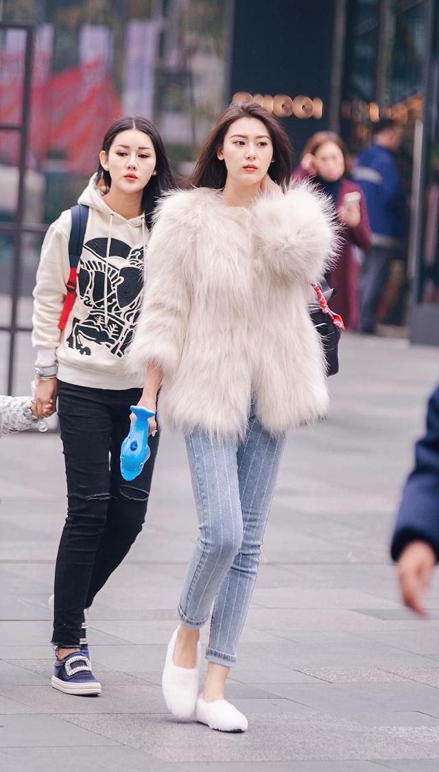 韭菜 我国一“低调”洗发水，因李佳琦分享意外走红，用后头发乌黑浓密