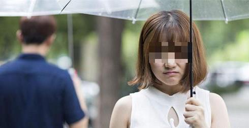 怀了新男友孩子,女大学生向前男友索赔15万分手费,法院怎么判的