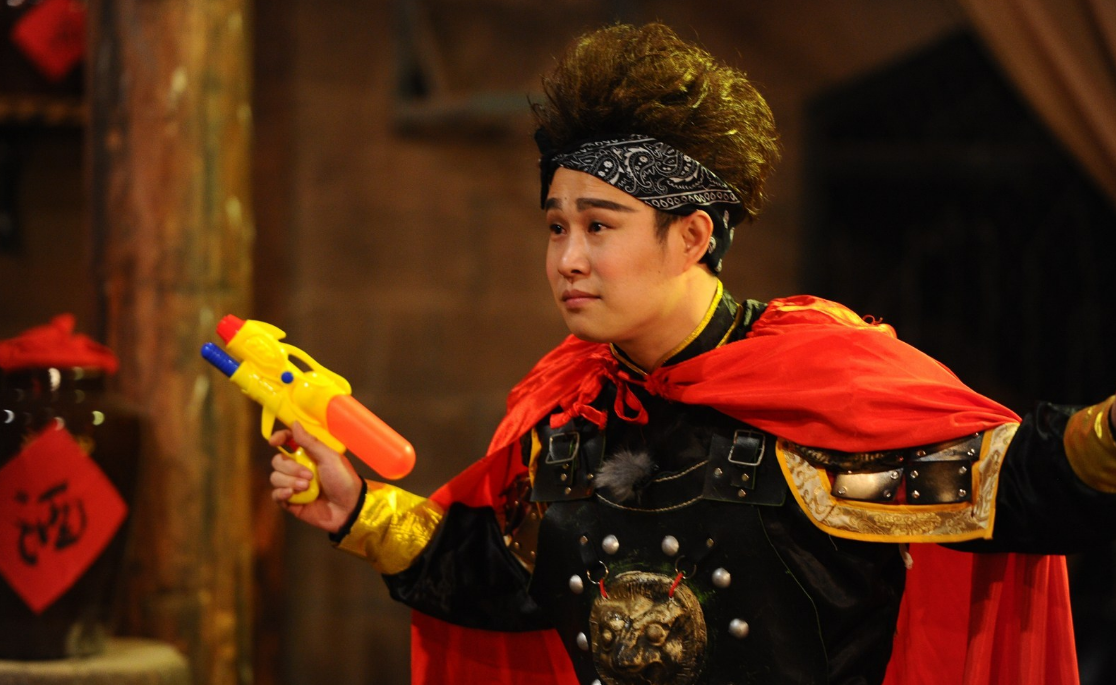 小沈阳|从一夜爆红到如今无人问津,失宠的小沈阳,都做了哪些荒唐事?