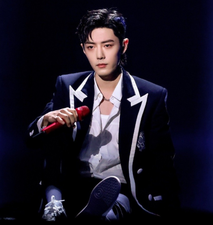 刘耀文|明星势力榜再度洗牌，刘耀文第9，肖战降至第2，榜首竟然是他？