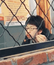 |“姑娘！咱们收敛点，这可是相亲，不要暴露你的职业呀！”哈哈哈哈哈