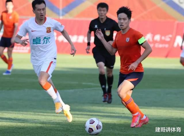刘军帅|1-1！刘军帅乌龙，武汉队也乌龙，相互乌龙后鲁能新队长横空出世