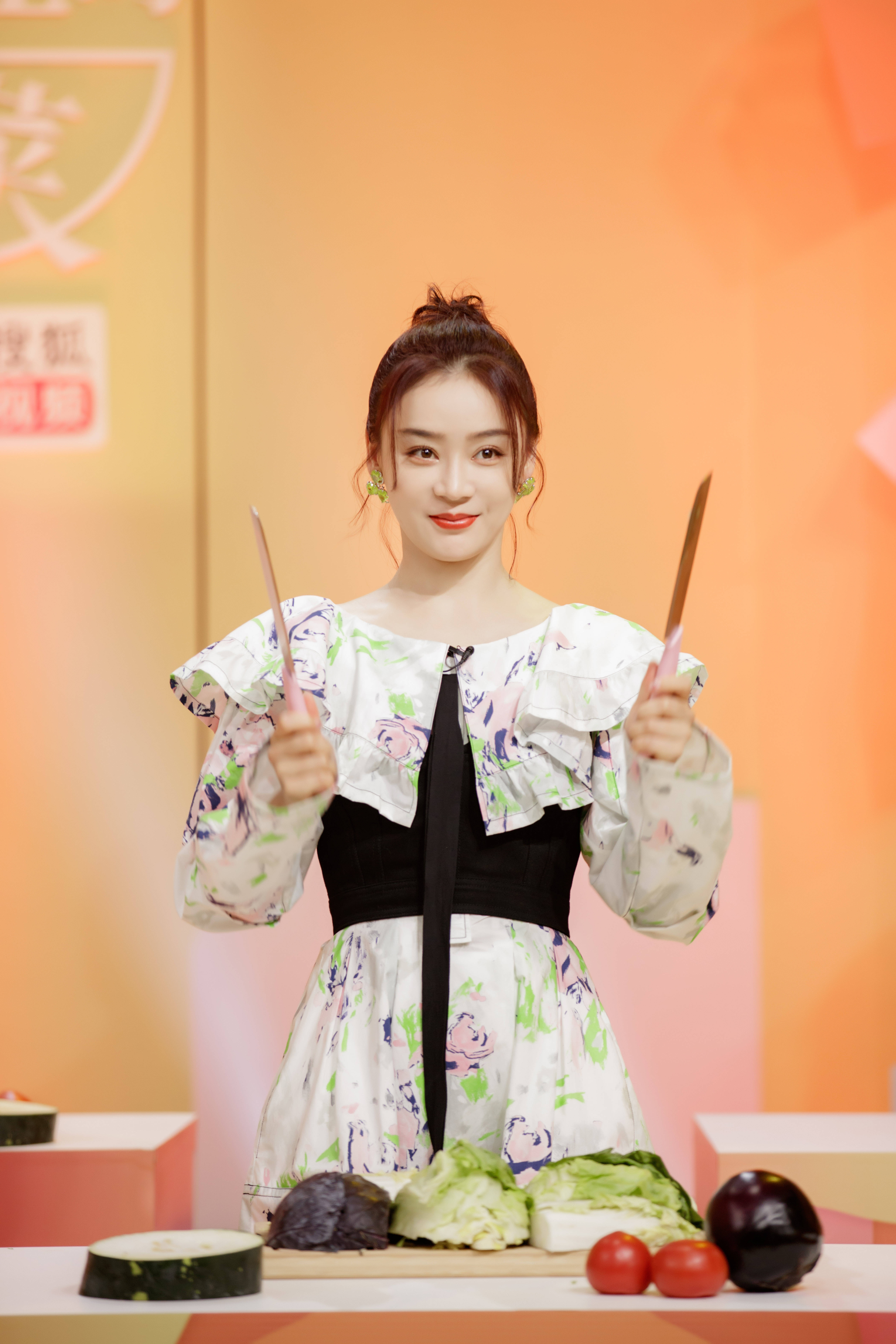 陈浩民|于正的眼光有多毒？他当初签下的9位新人，3个小红4个走向国际