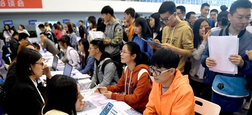 考研|本科生毕业后都能做什么?大部分同学选了这3个方向,原因很现实