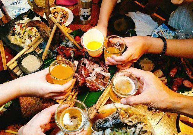 美丽女人的护肤宝典 给所有抗衰女人的建议：这3种食物你别碰！或是皱纹的“加速器”！