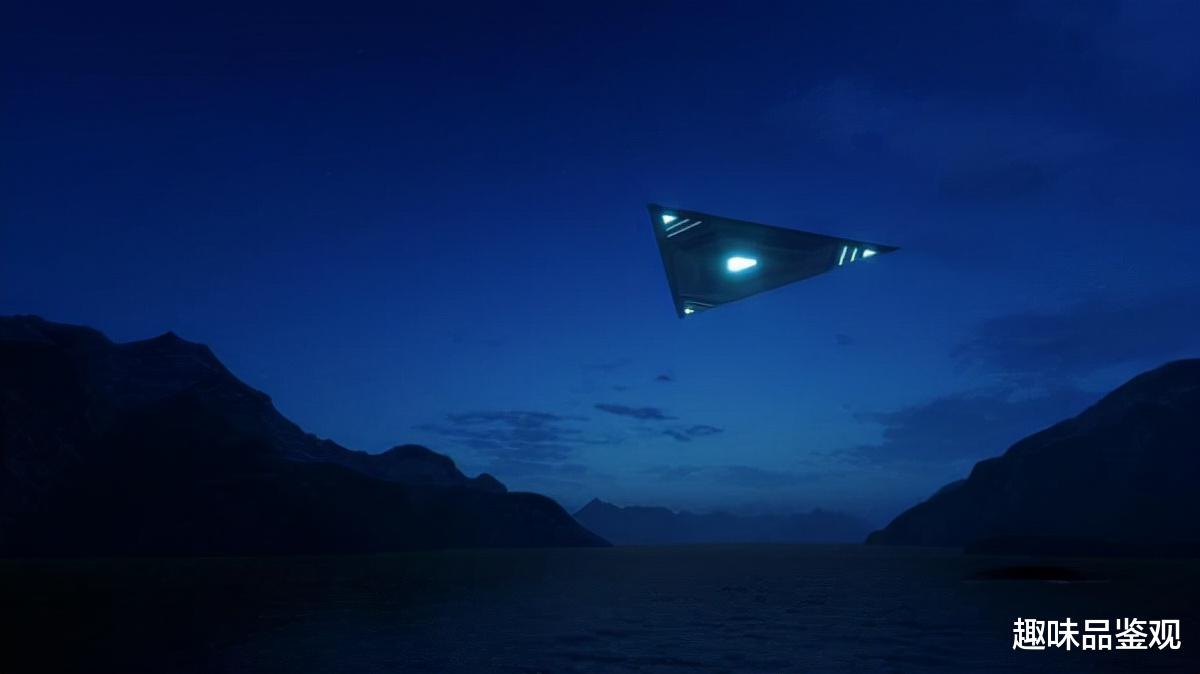 UFO 1997年凤凰城出现巨型UFO，宽达1.6公里，目击者达7000人（上）