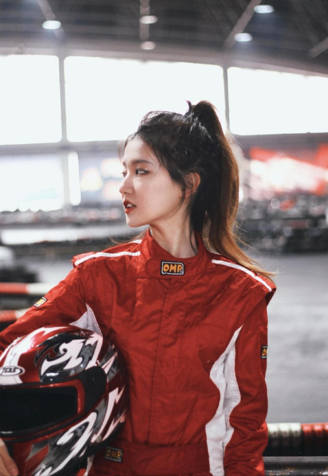 西装|董明珠身边红人“孟羽童”，西装穿搭成“职场模板”，新人照着学