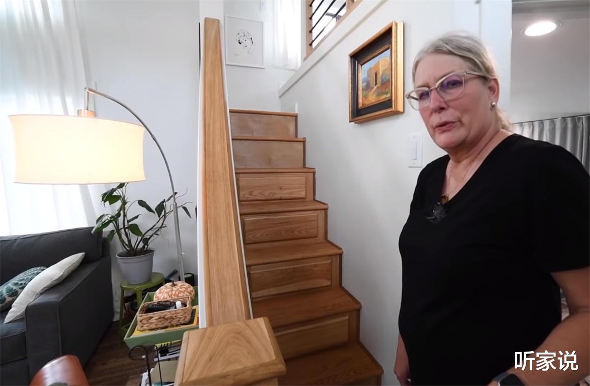 一位65岁奶奶独居37㎡小家：利用4米层高做卧室，蜗居日子转眼1年