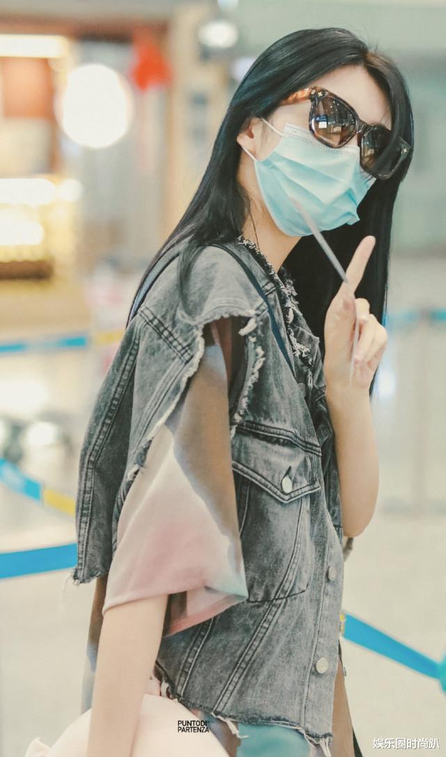 娱乐圈时尚趴|傅菁的“芭蕾腿”够出众，穿铅笔头瘦腿靴，凹出小腿线条好优美！