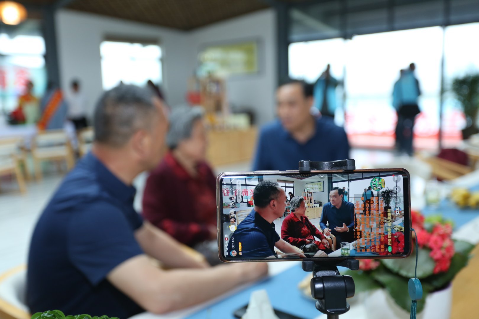 陕西微资讯 陕西商南：三代茶人接力提品质、树品牌、拓市场创出北纬33°奇迹