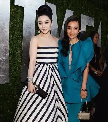 吉克隽逸|吉克隽逸被刷成冷白皮，却不如原来有气质，所以肤白不一定貌美