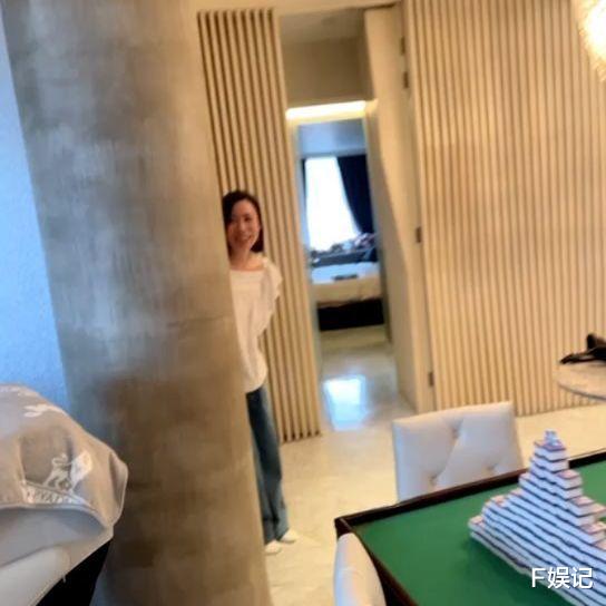 文颂娴|TVB七魔女齐聚为文颂娴庆生 佘诗曼惊喜现身让寿星女很高兴