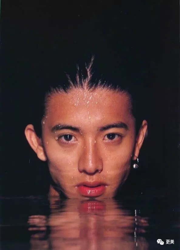 元斌|马思纯终于看上一个帅的了？这脸放内娱都能登顶吧…