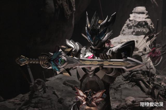 铠甲勇士|终极铠甲雅塔莱斯形刻版来袭:附带两把武器,再现剧中经典形象!